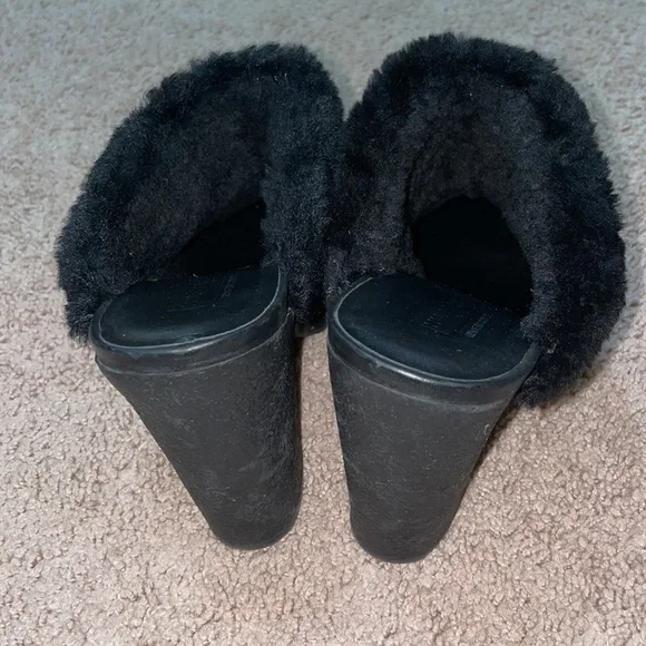 Hunter Bruson Women's Black Leather Shearling Mules Platform Shoes Clogs 9 - Picture 3 of 6
